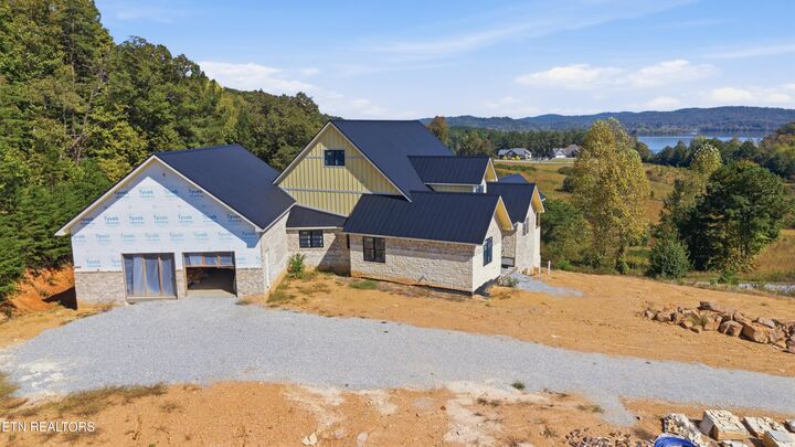 Property Photo:  325 Enclave Way  TN 37763 