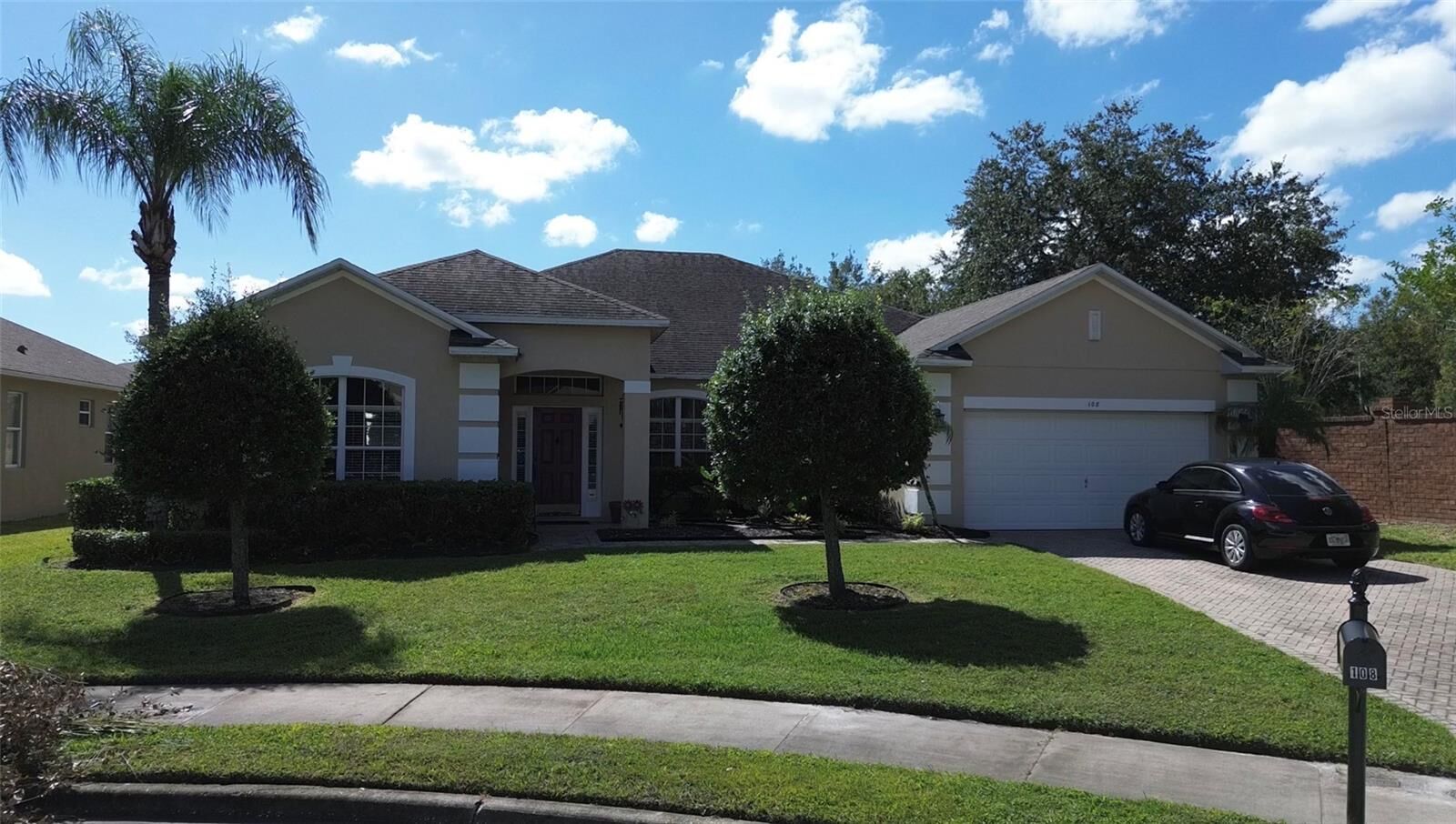 Property Photo: 108 Doe Run Drive FL 34787