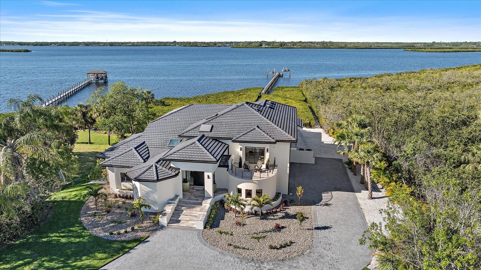 Property Photo:  6178 9th Avenue Circle NE  FL 34212 
