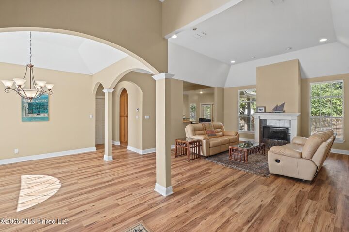 Property Photo:  2124 Lindhridge Drive  MS 39507 