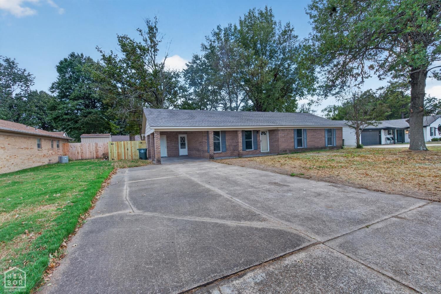 Property Photo: 1123 S Parkside Street AR 72315