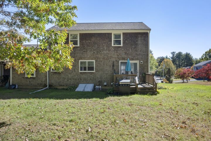 Property Photo: 26 Flagstone Pl 26 MA 02324