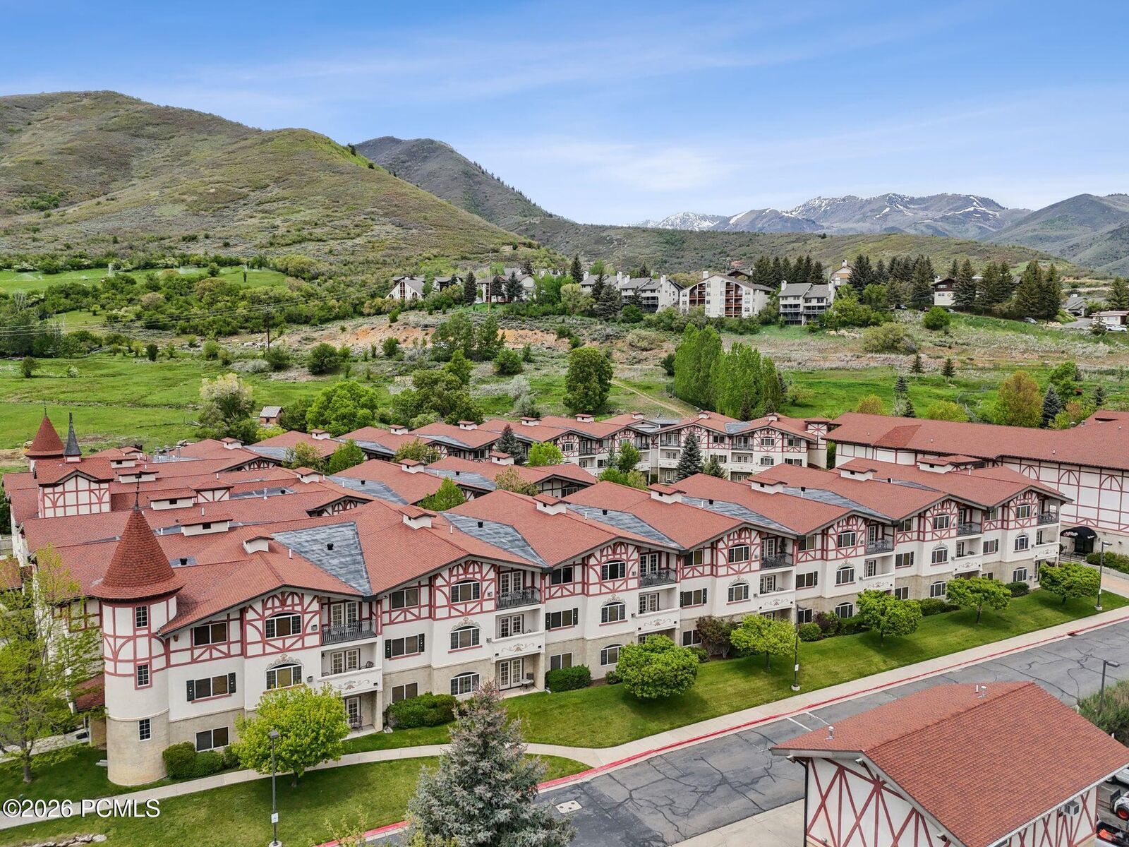 Property Photo:  840 W Bigler Lane Unit 3031  UT 84049 