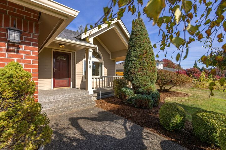 Property Photo: 505 Brookfield Court WA 98264