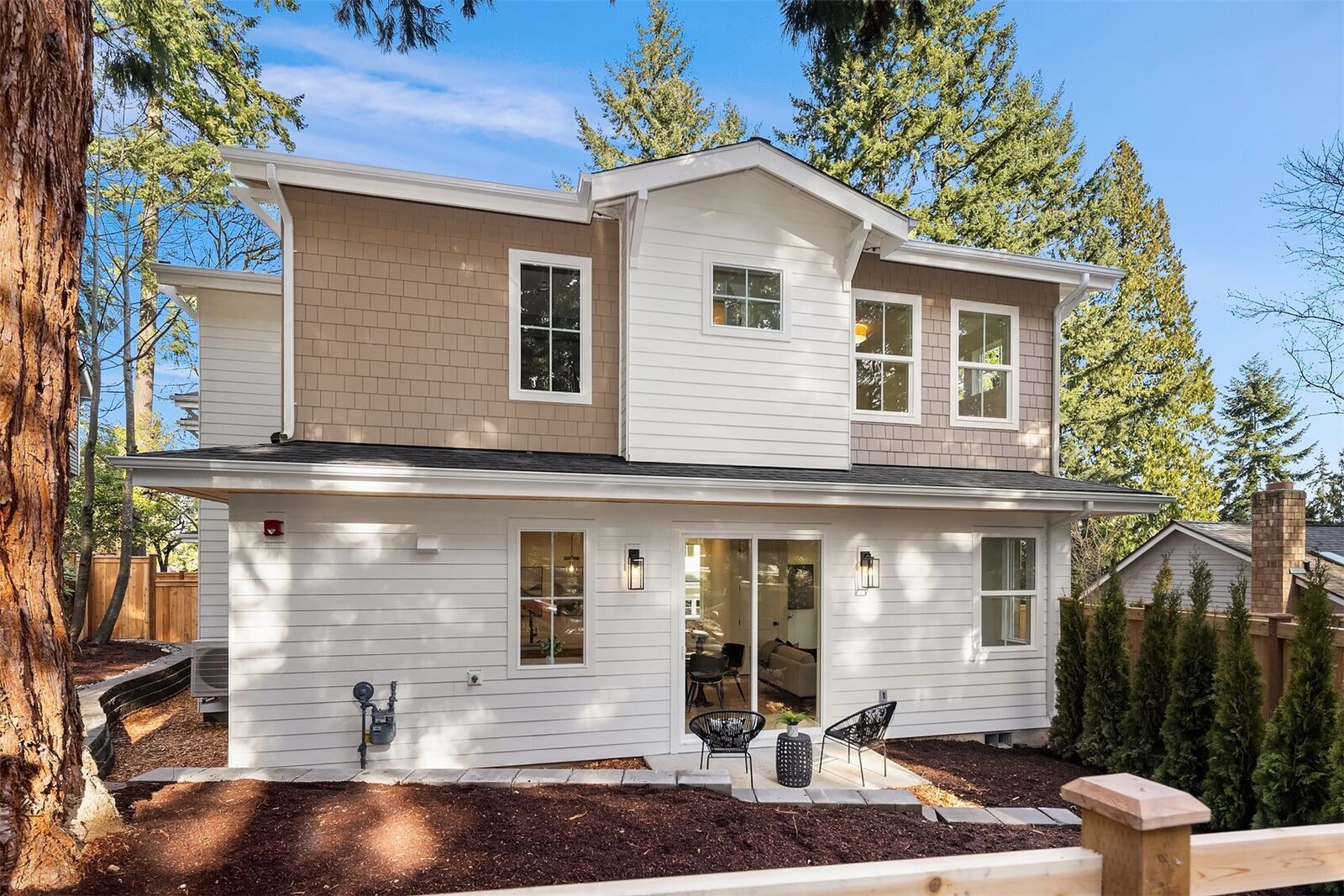 Property Photo: 11810 NE 103rd Place WA 98033