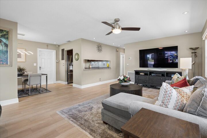 Property Photo:  108 NE 22nd Street  FL 33305 