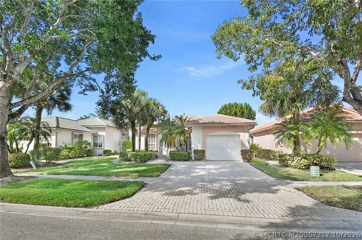 Property Photo: 9145 Bay Point Circle FL 33411
