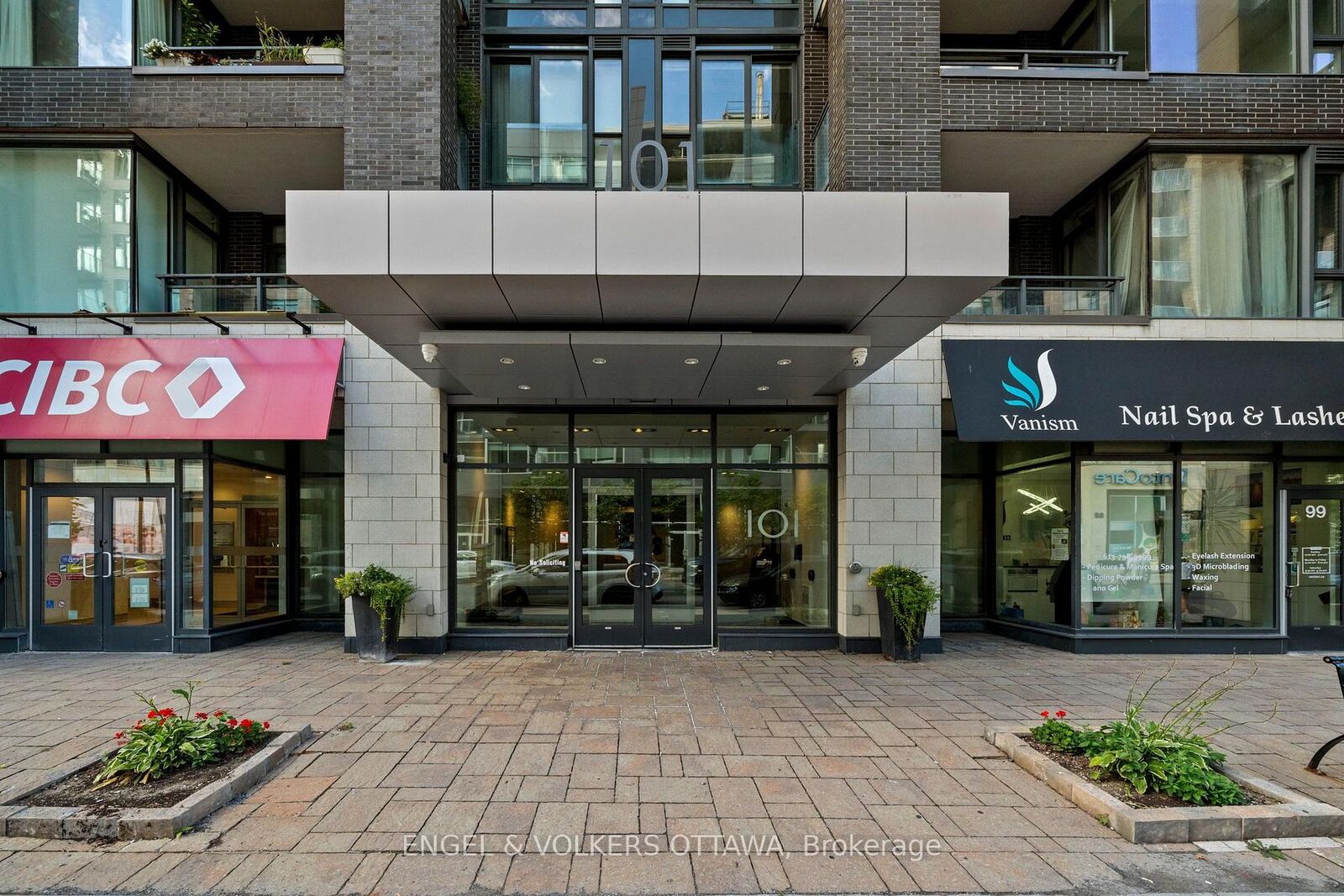 Property Photo:  101 Richmond Road 219  ON K1Z 0A6 
