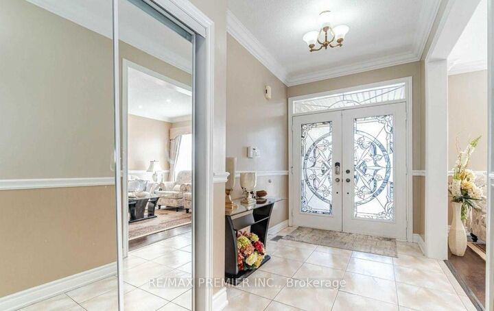 Photo de la propriété:  139 Haymer Drive  ON L6A 2P4 