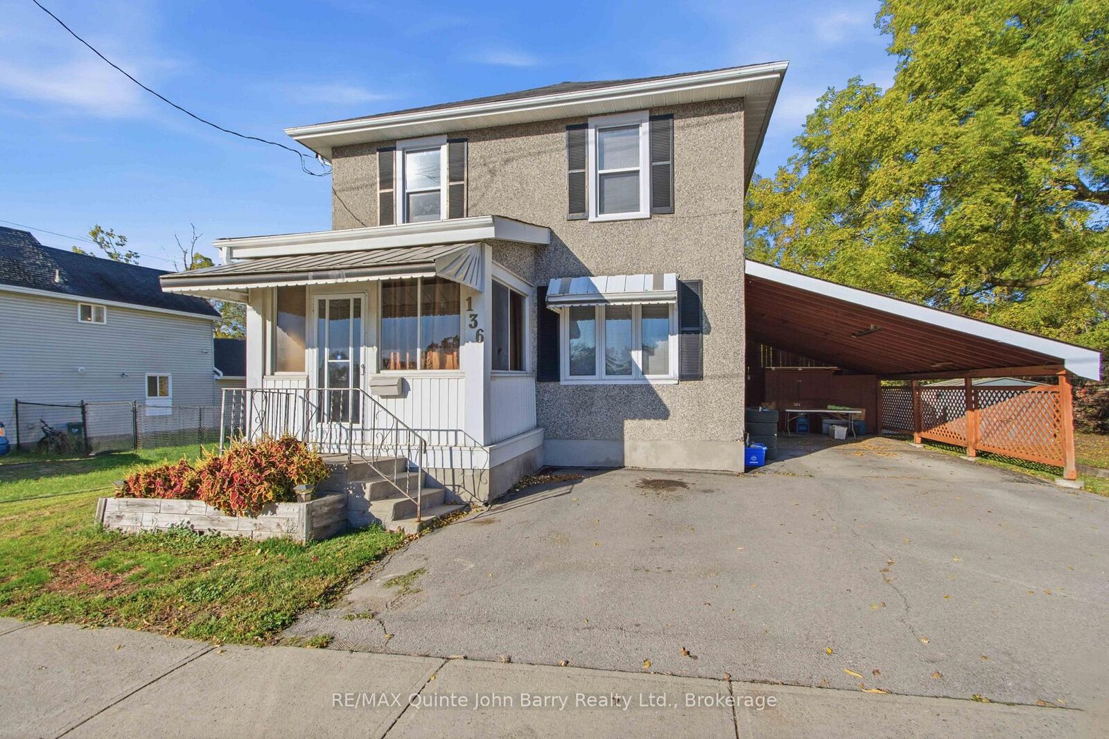 Photo de la propriété: 136 Moira Street E ON K8P 2S5