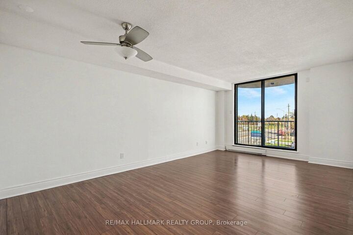 Property Photo:  1440 Heron Road 309  ON K1V 0X2 