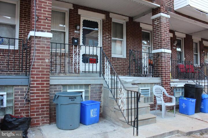 Property Photo:  2131 Carver Street  PA 19124 