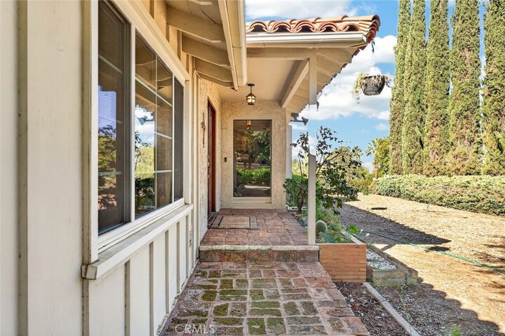 Property Photo:  306 La Colina Drive  CA 92374 