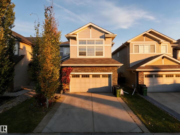 Property Photo:  1606 Chapman Way SW  AB T6W 0Z2 
