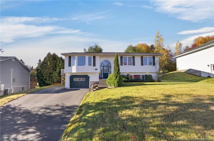 Property Photo:  372 Kimble Drive  NB E3B 6Y5 