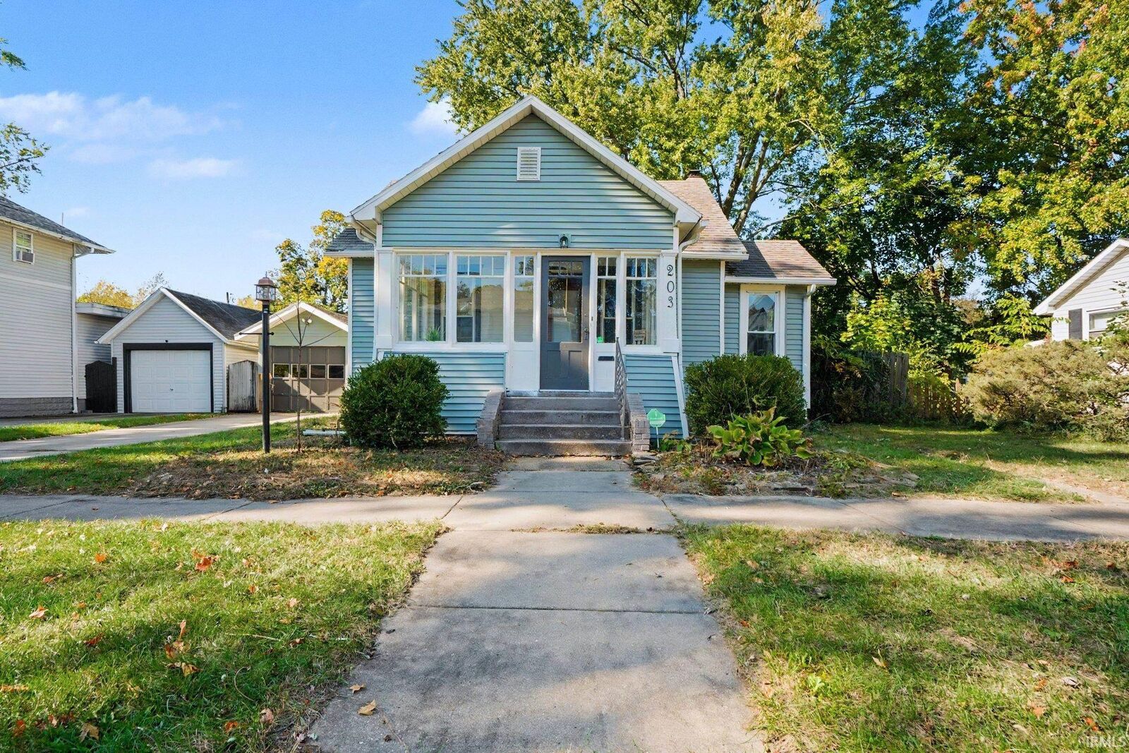 Property Photo:  203 Kenyon Avenue  IN 46516-4315 