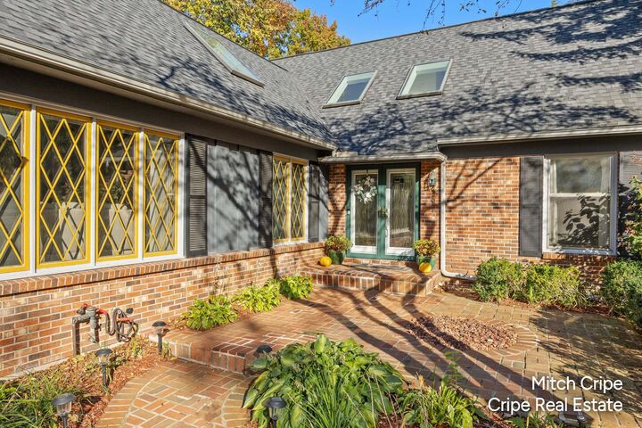 Property Photo: 2539 Alger Street SE MI 49546
