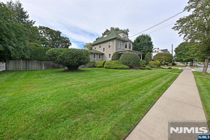 Property Photo:  148 2nd Avenue  NJ 07675 
