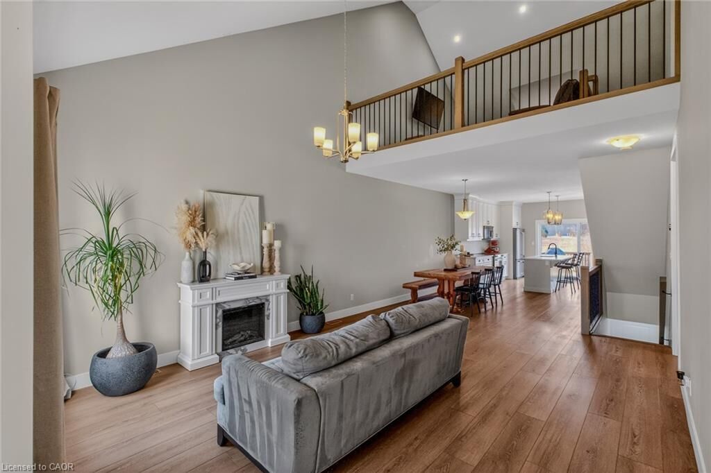 Property Photo: 744 Nelson Street 5 ON N0A 1N0