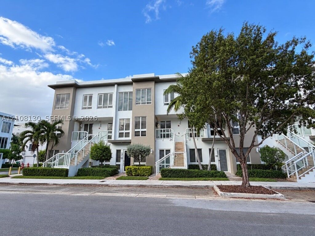 Property Photo:  10305 NW 63rd Ter 203  FL 33178 