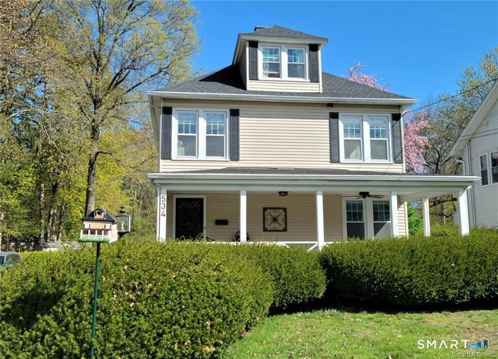 Property Photo:  534 Fern Street  CT 06107 