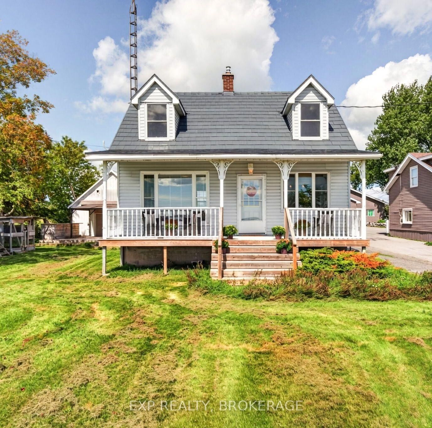 Property Photo: 5157 Bath Road ON K0H 1G0