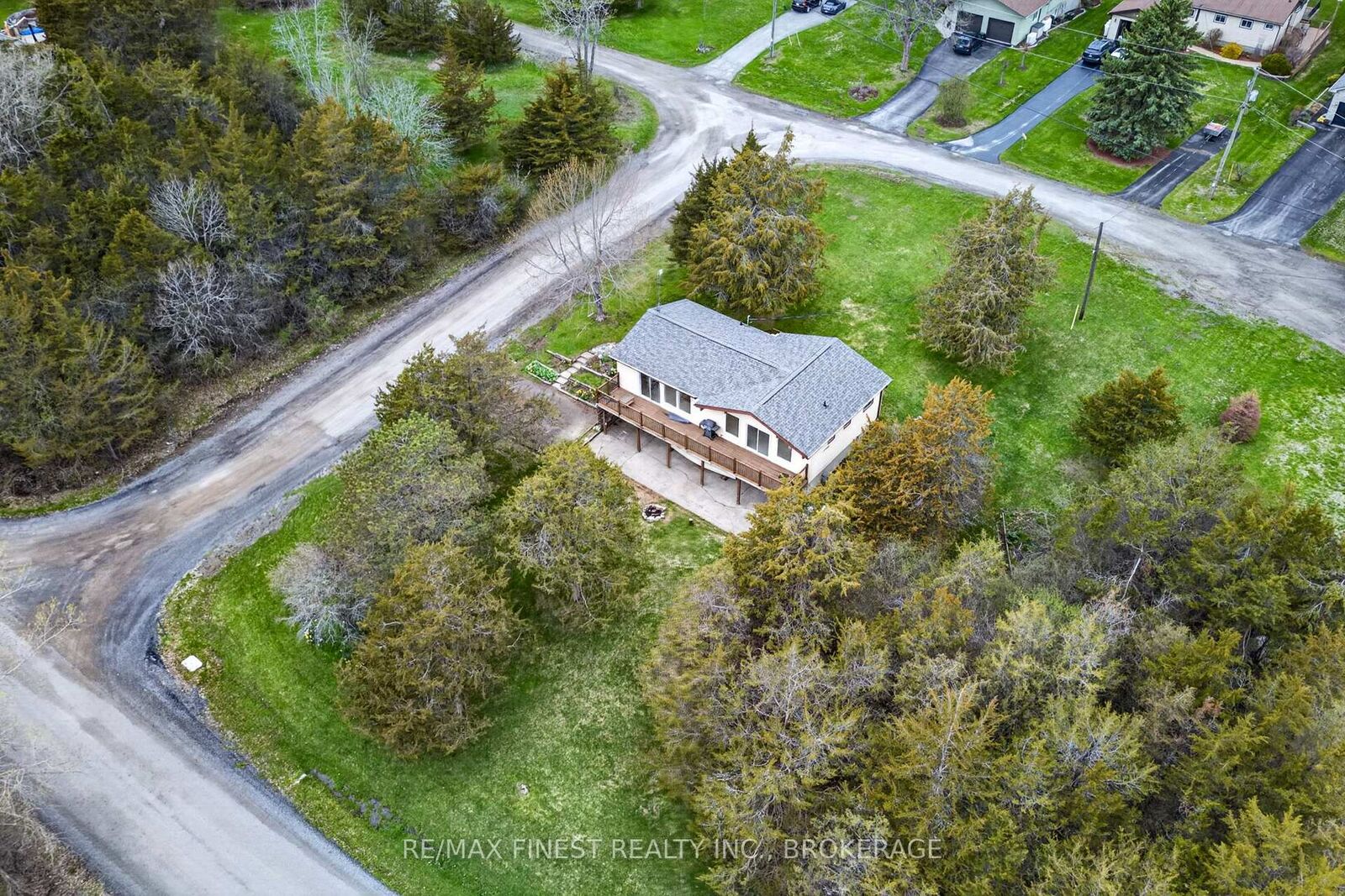 Property Photo: 8 Sunrise Court ON K8N 4Z7