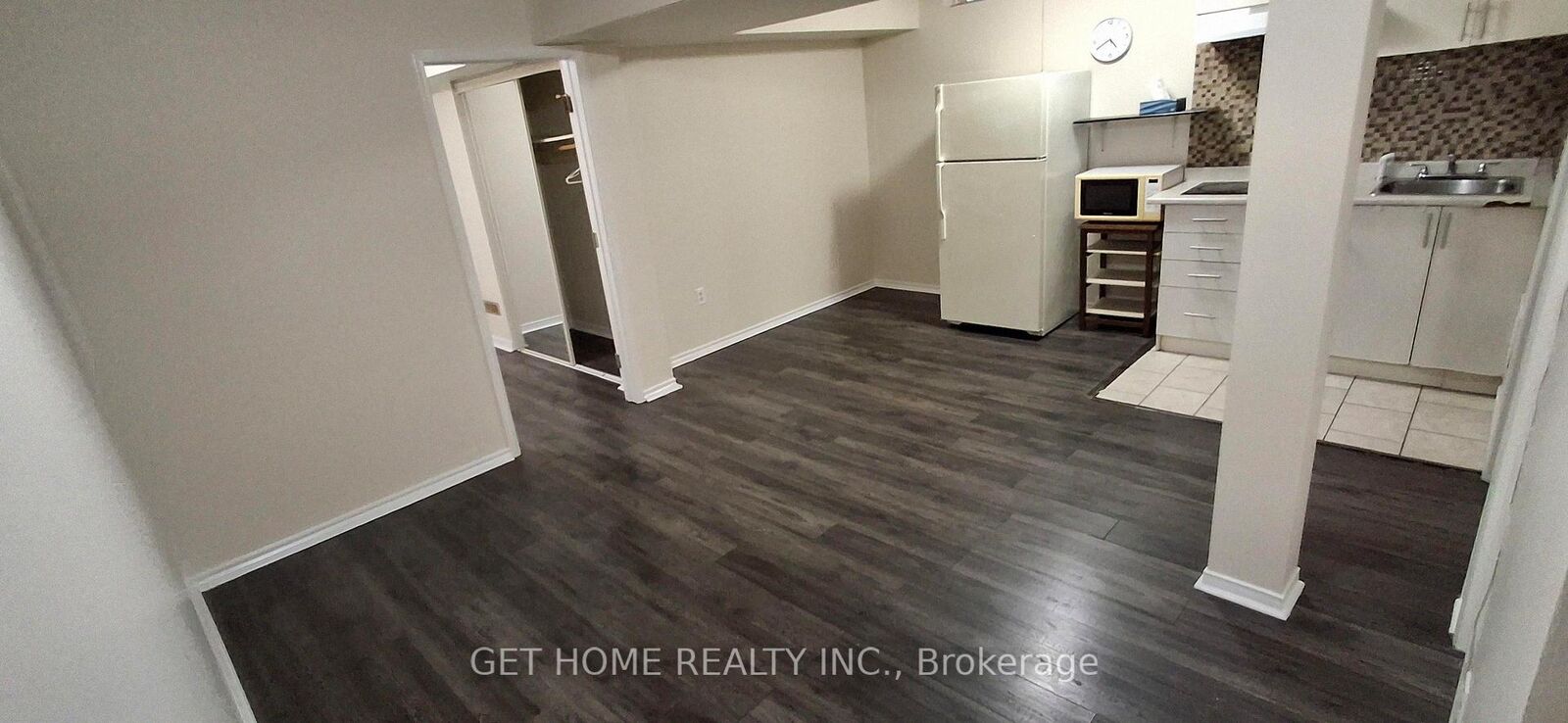 Property Photo:  3241 Carabella Way Basement  ON L5M 6S6 