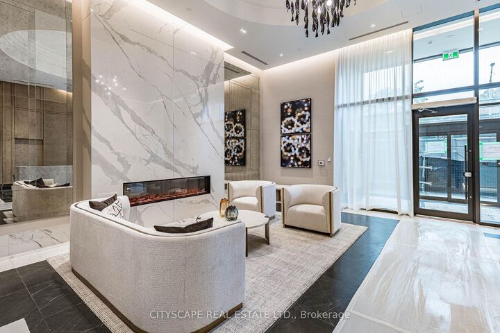 Property Photo:  2450 Bloor Street W 316  ON M6S 0A9 