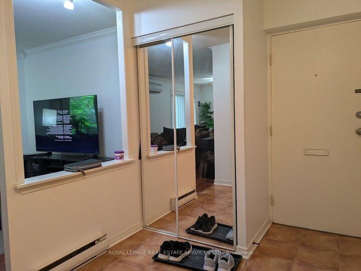 Property Photo: 2035 South Millway Drive 12 ON L5L 1R7