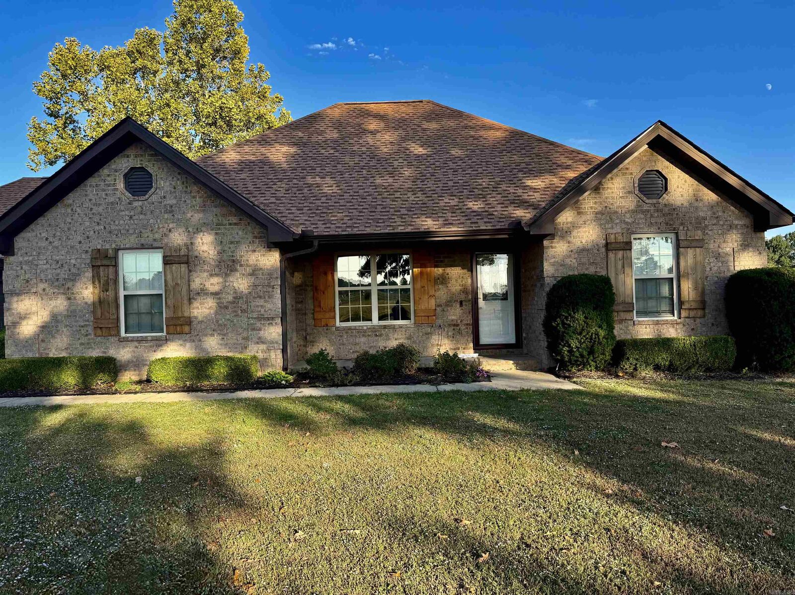 Property Photo: 836 County Road 751 AR 72405