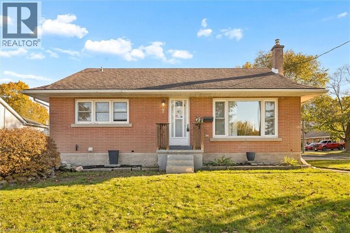 Property Photo:  7 Prueter Avenue  ON N2H 6G5 