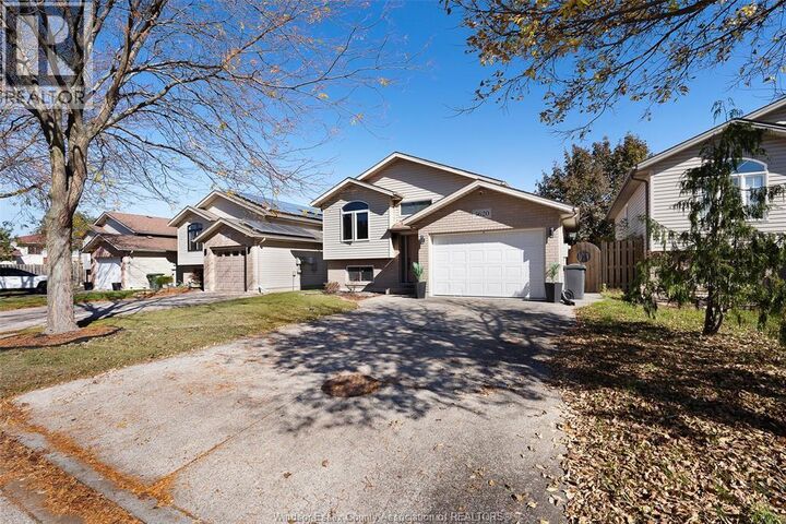Property Photo: 3620 Shinglecreek Court ON N8W 5T7