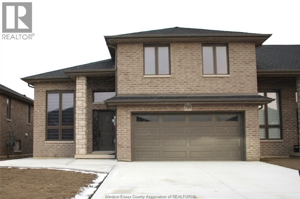 Property Photo:  719 Faleria Street Upper  ON N8L 0K1 