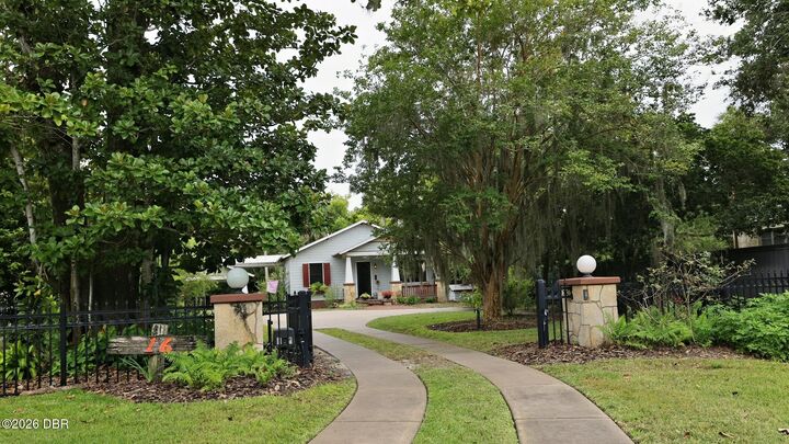 Property Photo:  16 Hernandez Avenue  FL 32174 