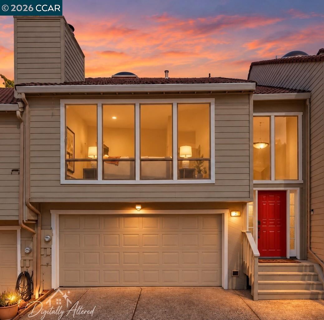 Property Photo:  2 Heritage Oaks Rd  CA 94523 