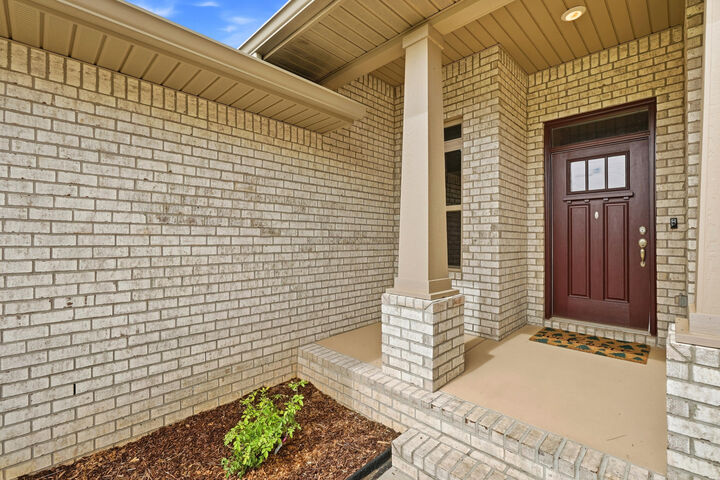 Property Photo: 2603 Prominence Lane FL 32536