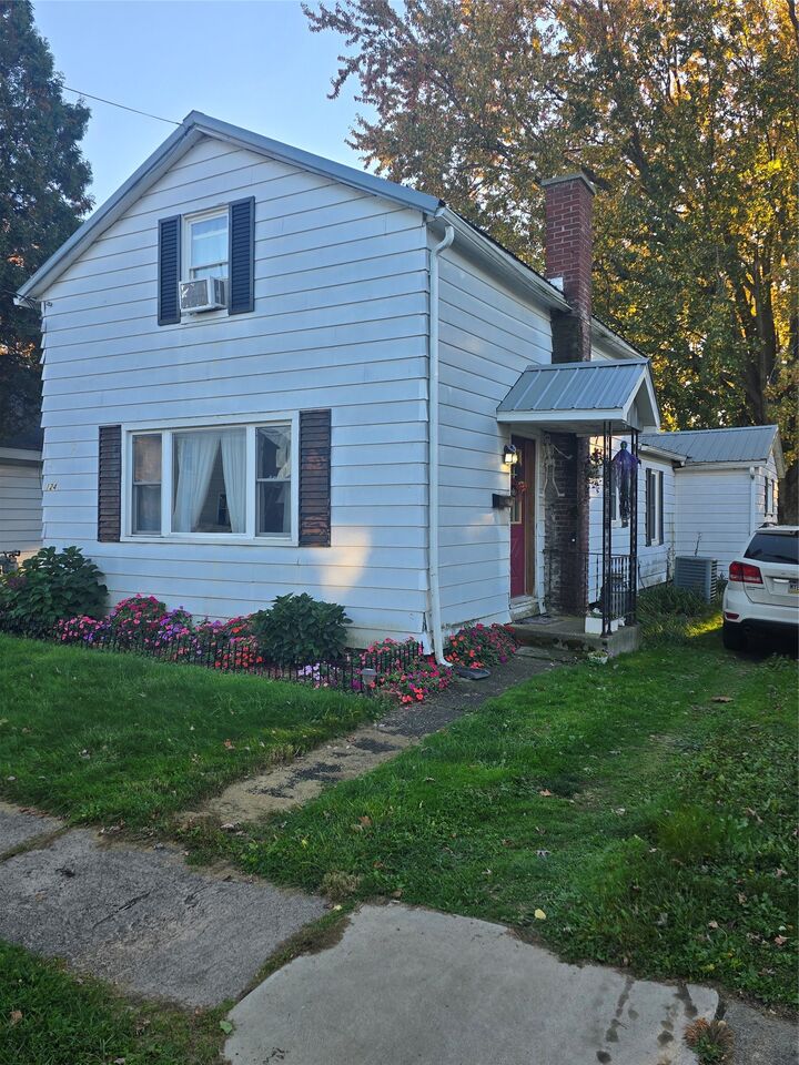 Property Photo:  124 Mechanic Street  PA 16417 