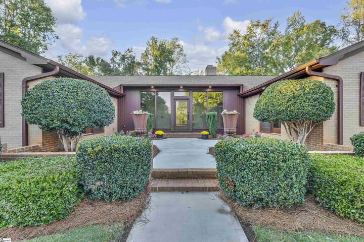 Property Photo: 118 Clearcreek Drive SC 29316