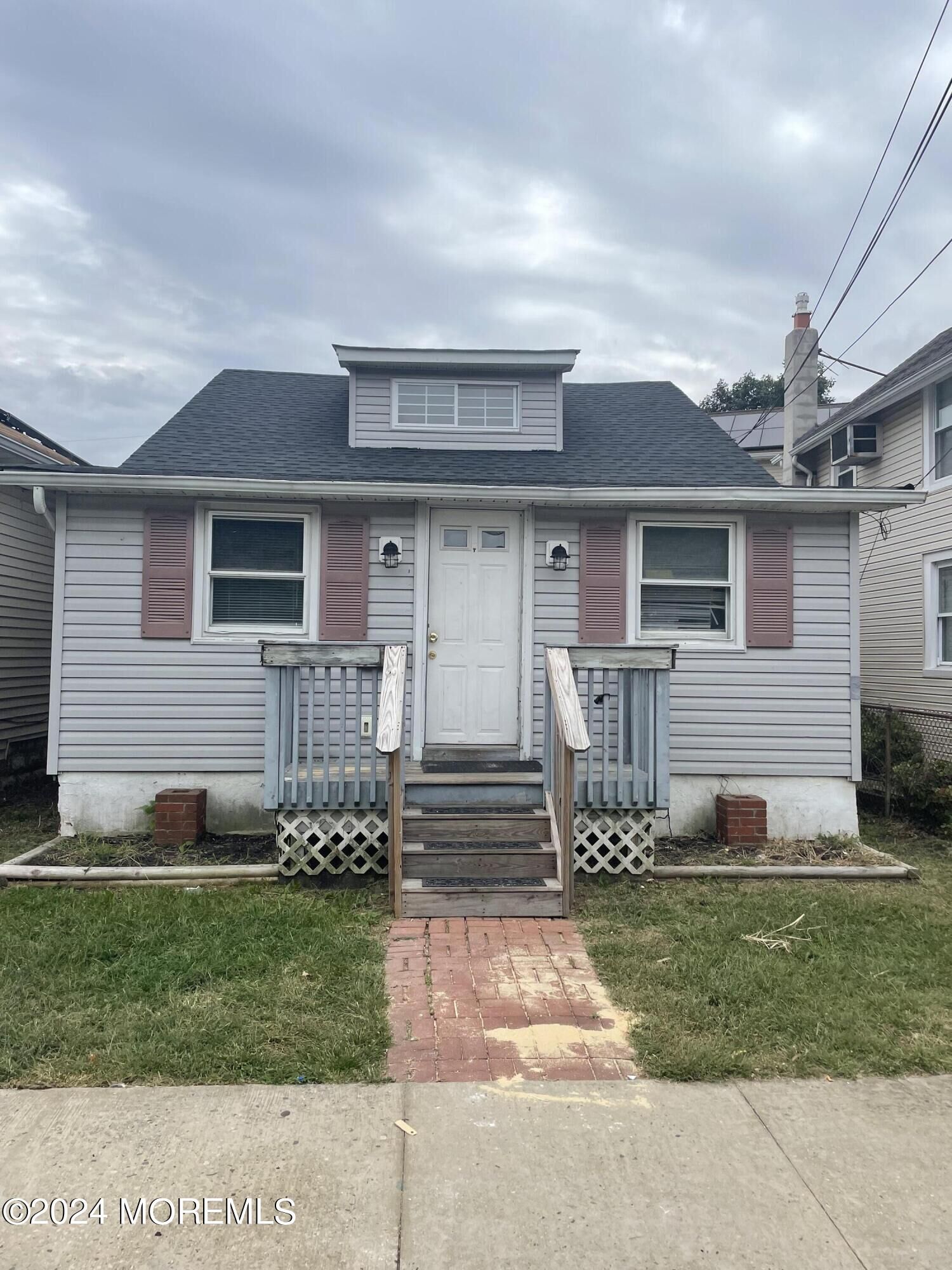 Property Photo:  84 Pineview Avenue  NJ 07734 