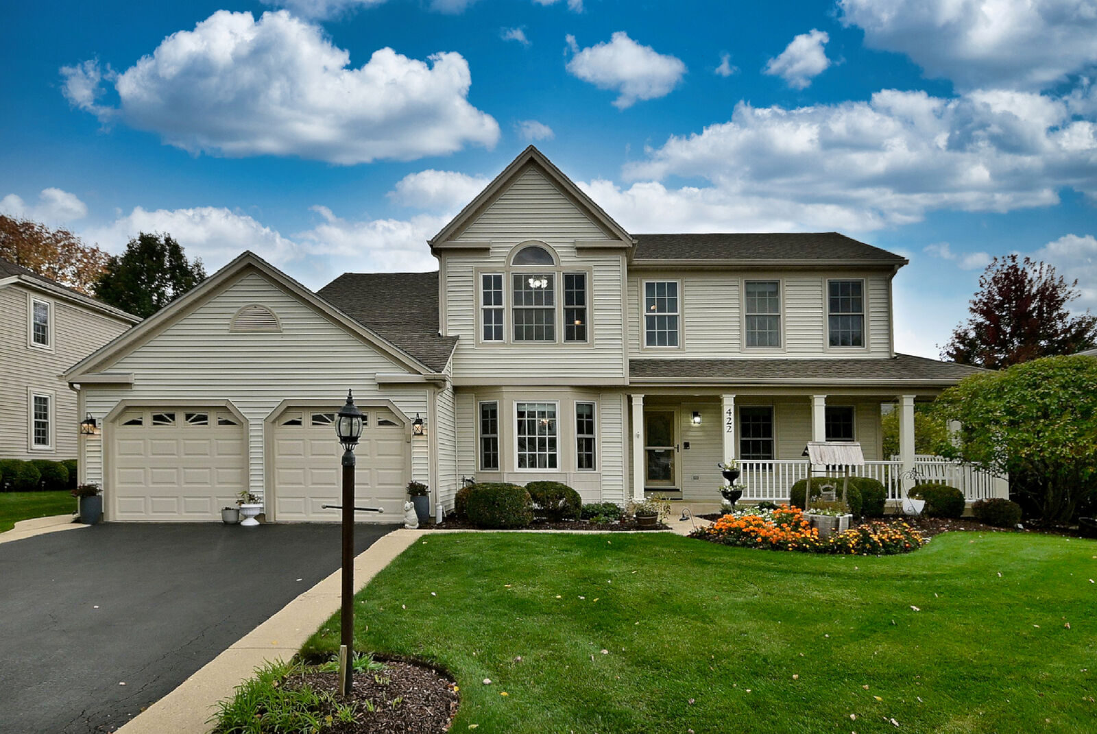 Property Photo:  422 Atlantic Lane  IL 60007 