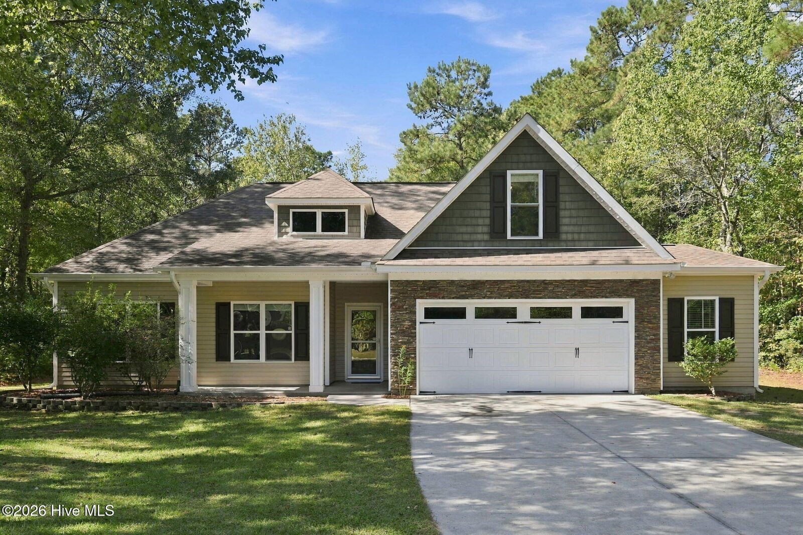 Property Photo:  611 Weeping Willow Lane  NC 28540 