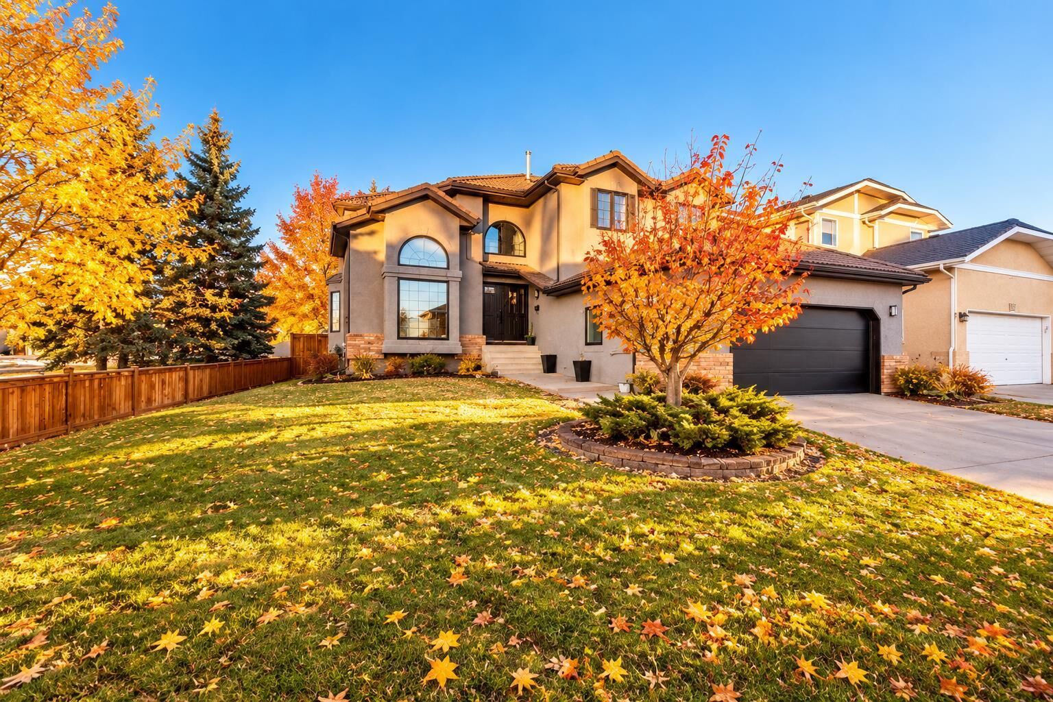 Property Photo:  133 Woodbrook Road SW  AB T2W 6C6 