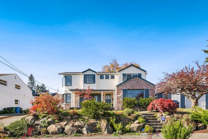 Property Photo: 3027 38th Avenue W WA 98199