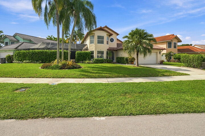 Property Photo:  10269 Islander Drive  FL 33498 