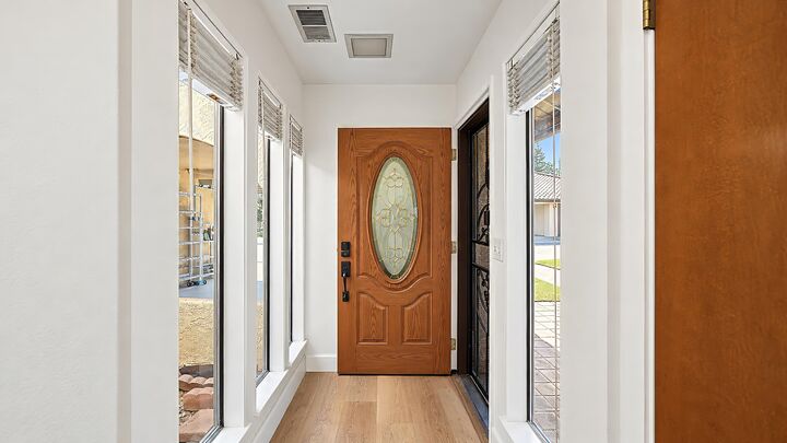 Property Photo:  3817 W Damsen Avenue  CA 93291 