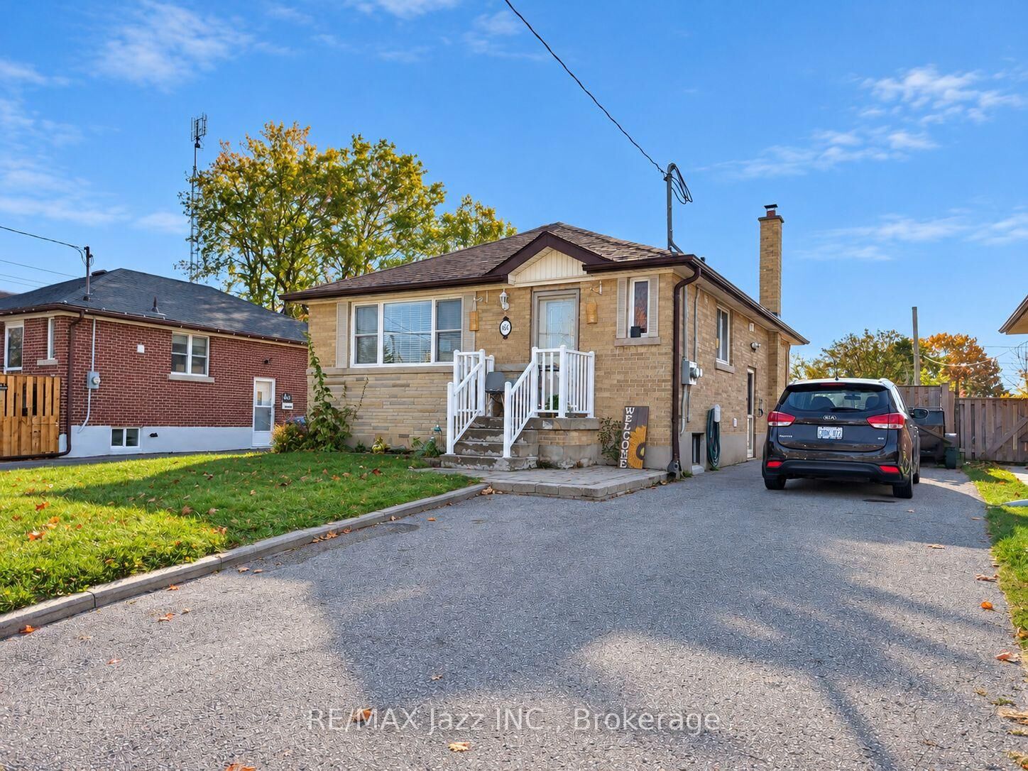 Property Photo:  665 Taylor Avenue Bsmt  ON L1H 2E9 