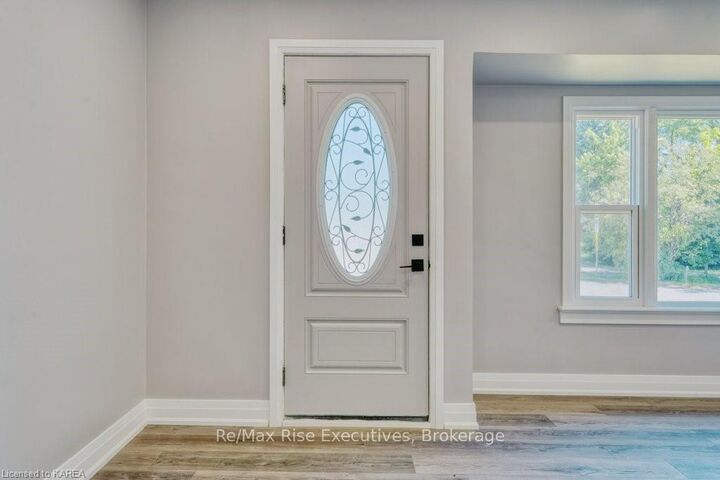 Property Photo: 1640 Mary Street ON K7M 5J1