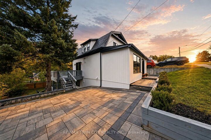 Property Photo: 23 Aberdeen Street ON N3W 1C8