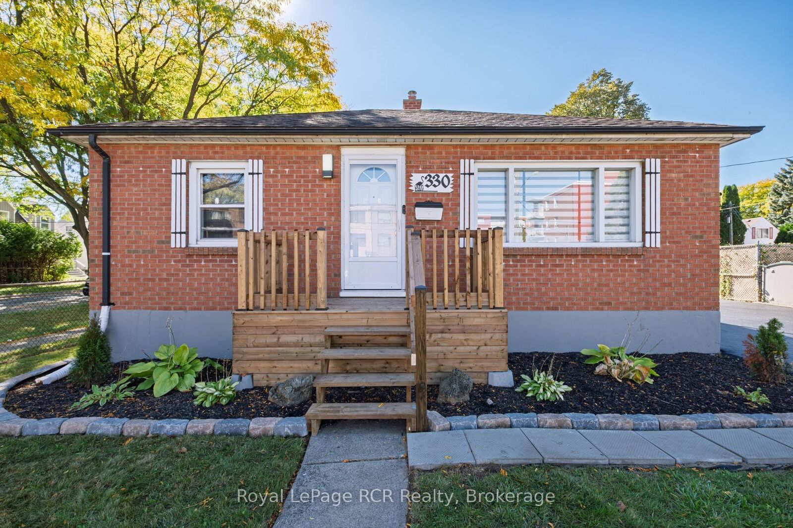 Property Photo: 330 Melvin Avenue ON L8H 2L1